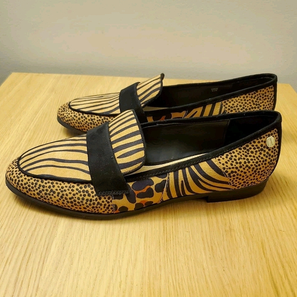 NEW** ISAAC MIZRAHI Tan/Black Sadie Animal Print